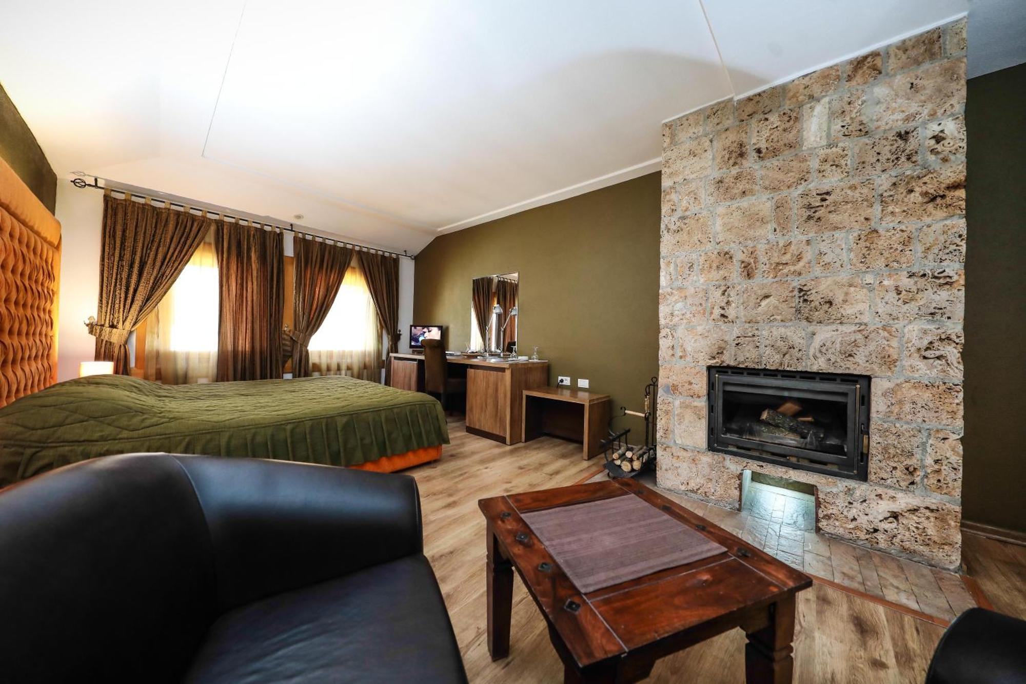 Hotel Carshia E Jupave Gjakova Luaran gambar