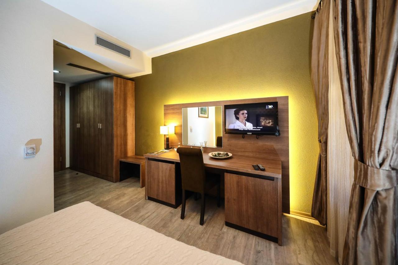 Hotel Carshia E Jupave Gjakova Luaran gambar