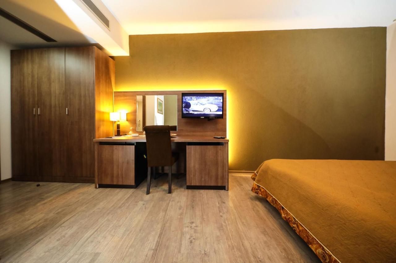 Hotel Carshia E Jupave Gjakova Luaran gambar